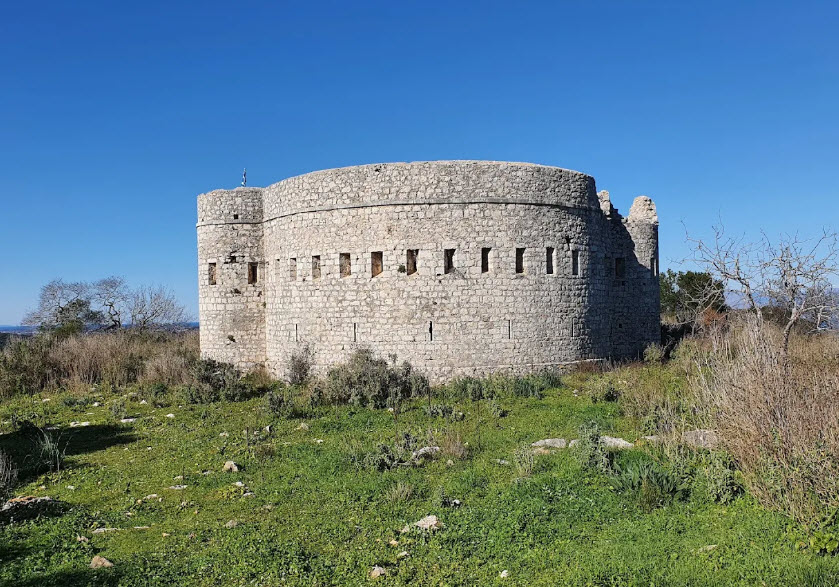 Laskaras Fortress, Greece